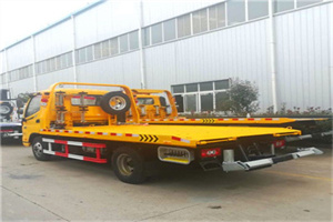 鱼峰附近拖车救援搭电