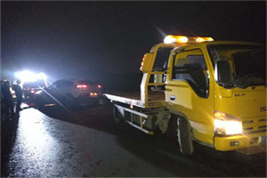 鱼峰24小时车辆搭电联系电话